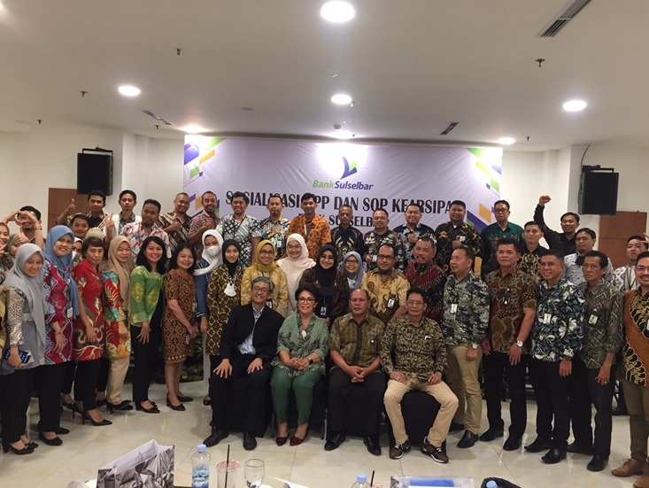 <h4>Dokumentasi Training dan Workshop Document Management System (DMS)</h4>