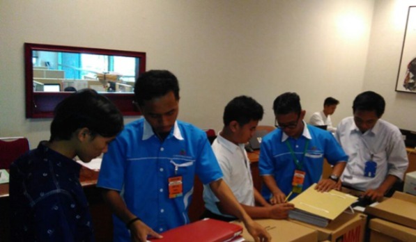 <h4>Dokumentasi Training dan Workshop Document Management System (DMS)</h4>
